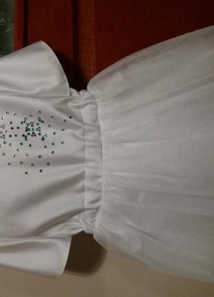 Платтячко біле атласне з фатином2 фото
