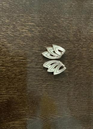 Американська вінтажна біжутерія