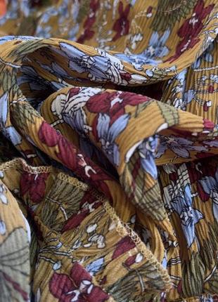 Невероятно крутая и изысканная плиссе гофрированная жатка блуза в цветочный принт с рукавом воланом m-l4 фото
