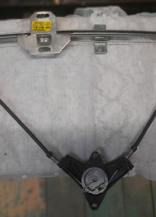 Склопідйомник ваз 2110 передній правий електро (рамка)