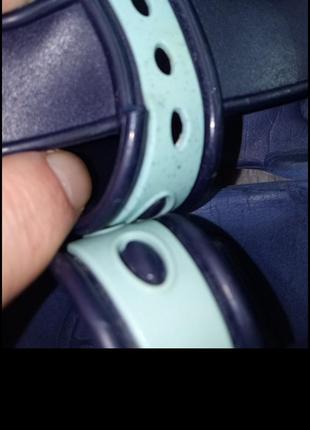 Шлепанцы .есть дефект несущественный!