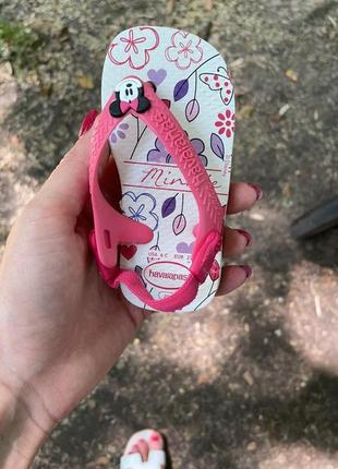 Мимешные шлепанцы havaianas minnie