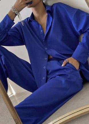 Костюм в пижамном стиле