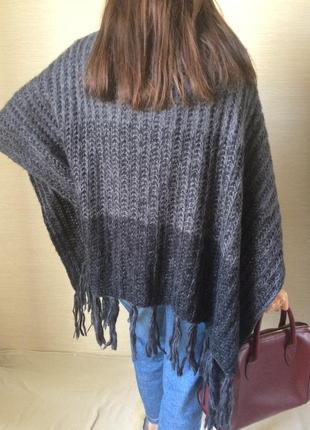 Шерстяное тёплое пончо
