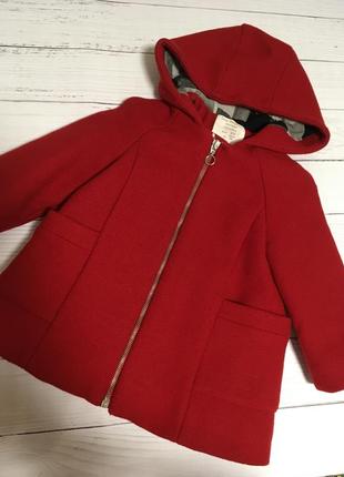 Красное пальто zara baby girl, стильное красное пальто с капюшоном 2-3г 98р