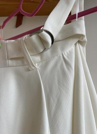Белая юбка м-л2 фото
