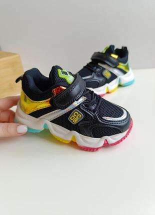 Кросівки дитячі