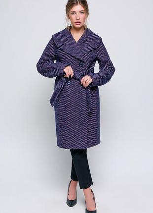 Класичне демісезонне пальто/смужка