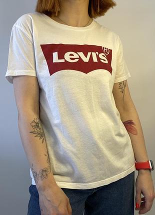 Футболка levi's оригинал1 фото