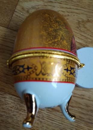 Шкатулка яйцо с позолотой керамика -  николай чудотворец.*lefard encland collection*5 фото