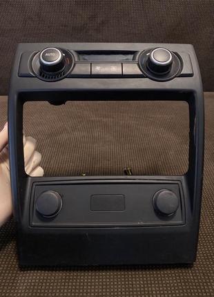 Накладка центральної консолі bmw x5 e70 n55b30a 2011 (б/у)