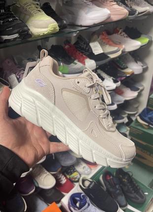 Оригінальні жіночі кросівки skechers bobs sport b flex