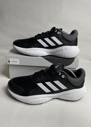 Кроссовки фирменные adidas