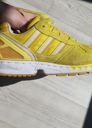 Желтые оригинал кроссовки adidas5 фото