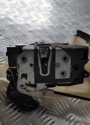 Замок бокової двері ford c-max hybrid 2.0 2013 перед. прав. (б...