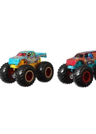 Hot wheels monster trucks набор внедорожников 1:64 scale gjf66...