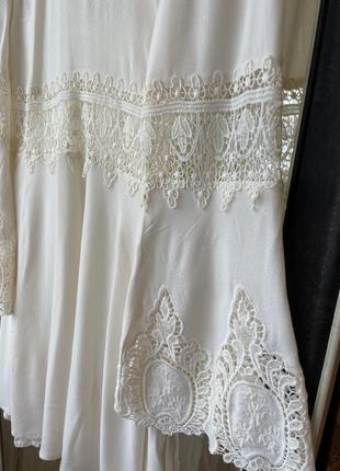 Нежное белое платье с кружевом и длинным рукавом размер s-m3 фото