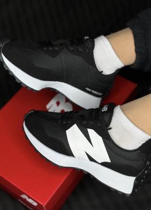 Кроссовки женские new balance