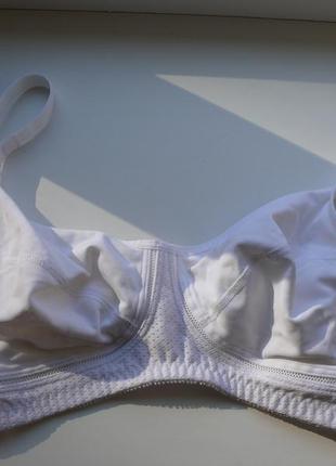 Удобный бюстгальтер lingerie basic с мягкой чашечкой р. 38 c