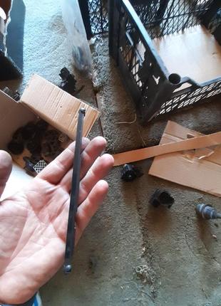 Тяжка від крокового (моторчика рециркуляції) до заслінки печки...