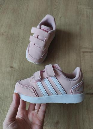 Фирменные детские кроссовки adidas, модель 2021 года, оригинал, р.23.2 фото