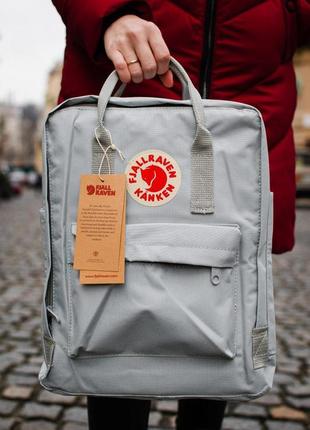 Рюкзак однотонний світло-сірого кольору fjallraven kanken clas...