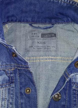 Куртка джинсова 110-116 см, 5-6 років4 фото