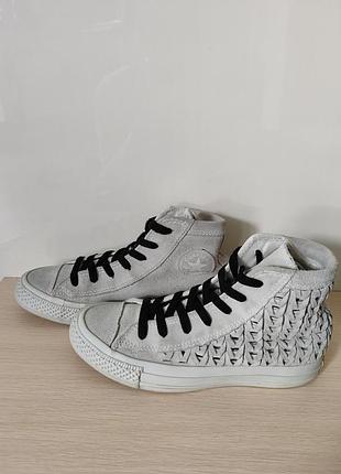 Кроссовки converse