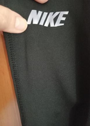 Спортивные лосины nike s,m3 фото