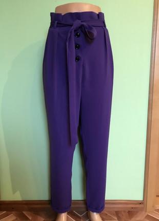 Завужені ошатні яскраві брючки розмір 10-12