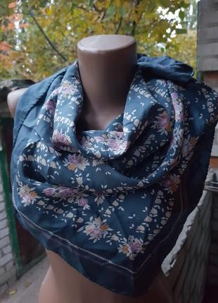 Атласна хустка