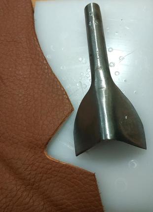 Инструмент для торцевания края пробойник торцеватель v образные 45 мм