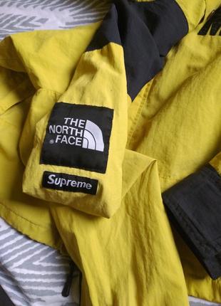 Вітровка the north face x supreme5 фото