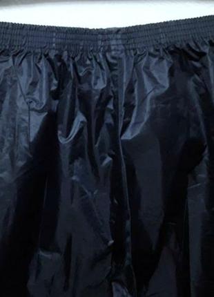 Одни плотные непромокаемые штаны-дождевики, 46-48-50?, до 164см, regatta (читайте описание)3 фото
