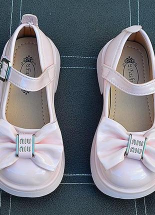 Нежно розовые туфельки барби на девочку3 фото