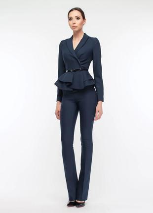 Жіночий брючний костюм українського бренду bgl
