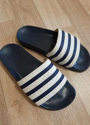 Тапочки adidas adilette