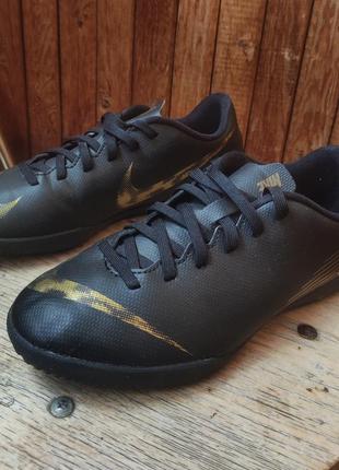 Nike mercurial оригінальні дитячі футзалки розмір 35 22 см бампи бутси