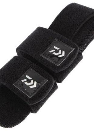 Фіксатор з чохлом для вудлищ daiwa top cover neo belt m black ...