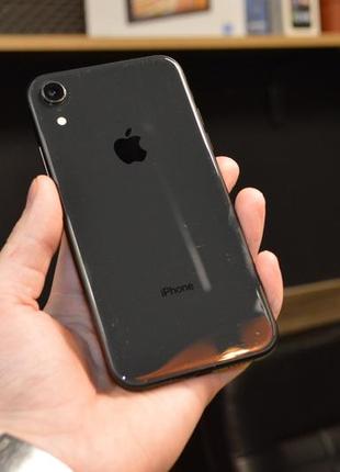 Смартфон б/у apple iphone xr 64gb black (mh6m3fs/a)