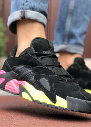 Кросівки adidas streetball чорні з малиновим3 фото