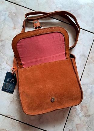 Кожаная сумочка дорогого бренда5 фото