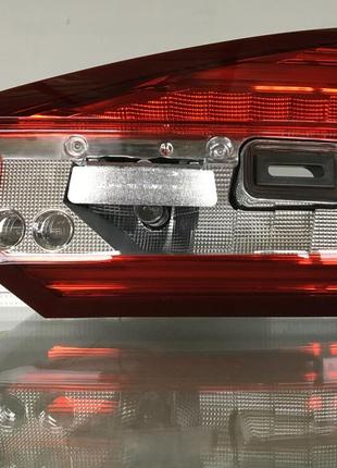Фонарь внутренний led ford fusion 2017 правый hs7z13404-a