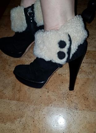 Ботинки натуралки  ugg