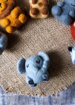 Спящие маленькие животные-шарики – игрушки из шерсти6 фото