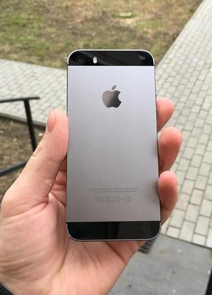 Б/у apple iphone 5s 16gb space gray neverlock оригінал з гарантією
