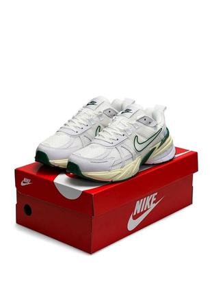 Кроссовки nike runtekk white green9 фото