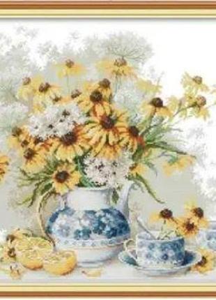 Набор для вышивания по нанесённой на канву схеме "daisies and blue and white porcelain"aida 14ct printed48*43с1 фото