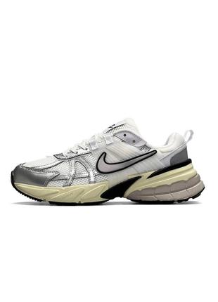 Кроссовки nike runtekk white silver