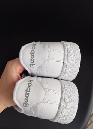 Шкіряні чоловічі кросівки reebok club c 85 white5 фото